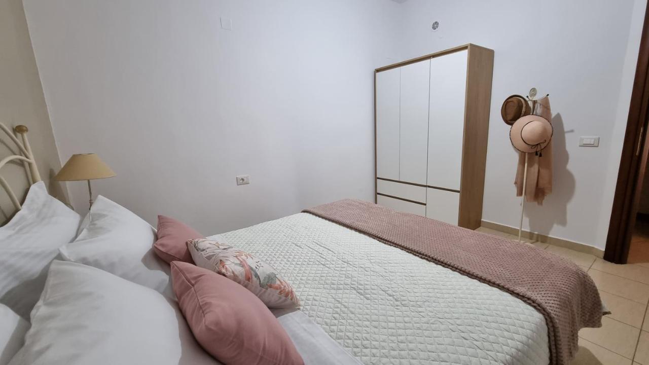 Appartamento Cypress Garden House Gazi Esterno foto