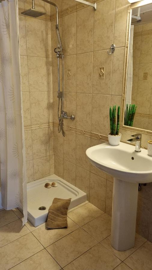 Appartamento Cypress Garden House Gazi Esterno foto
